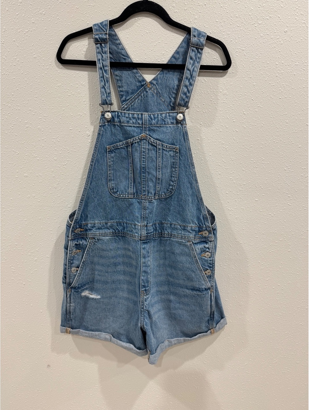 Old Navy Women’s Large Denim Overalls Medium Wash Distressed Cuffed Shortalls